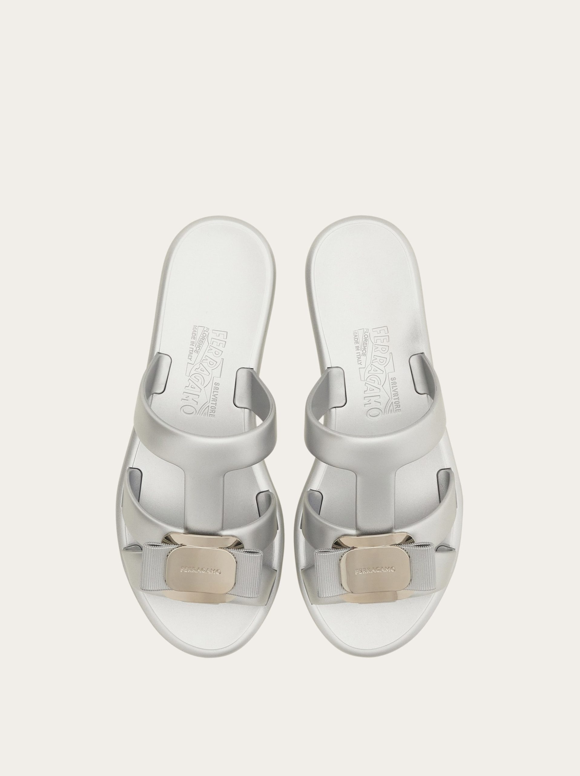 Ferragamo New Vara plate strappy slide - Image 5
